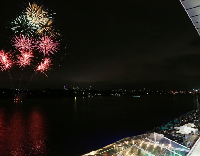 New Year S Eve Fireworks Portside Wharf Must Do Brisbane