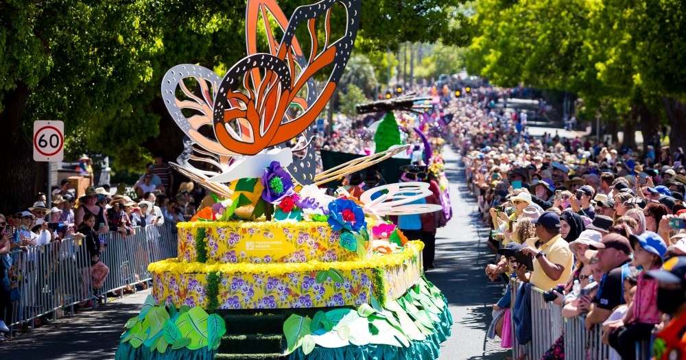 Leading float Grand Central Floral Parade TCOF